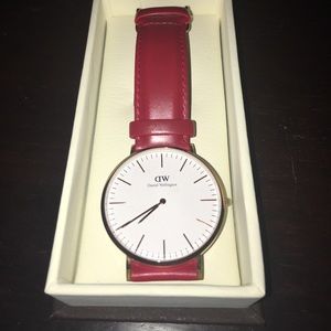 Daniel Wellington Watch RED